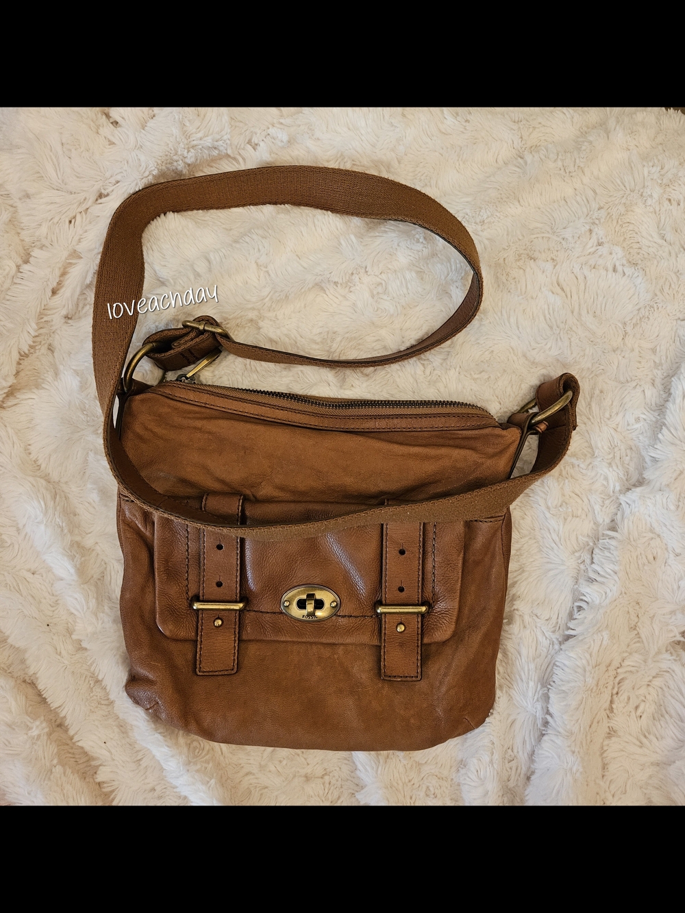 Fossil✨️Long Live Vintage Turn-Lock Crossbody Bag - Y2K